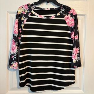 Black And White Striped Womens Top Size Small With Floral Sleeves Stretchy NWOT